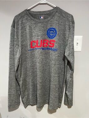 Chicago Cubs Gray Long-Sleeve Performance Shirt, size: L